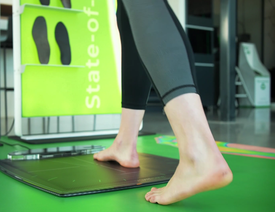 Persoon maakt voetscan